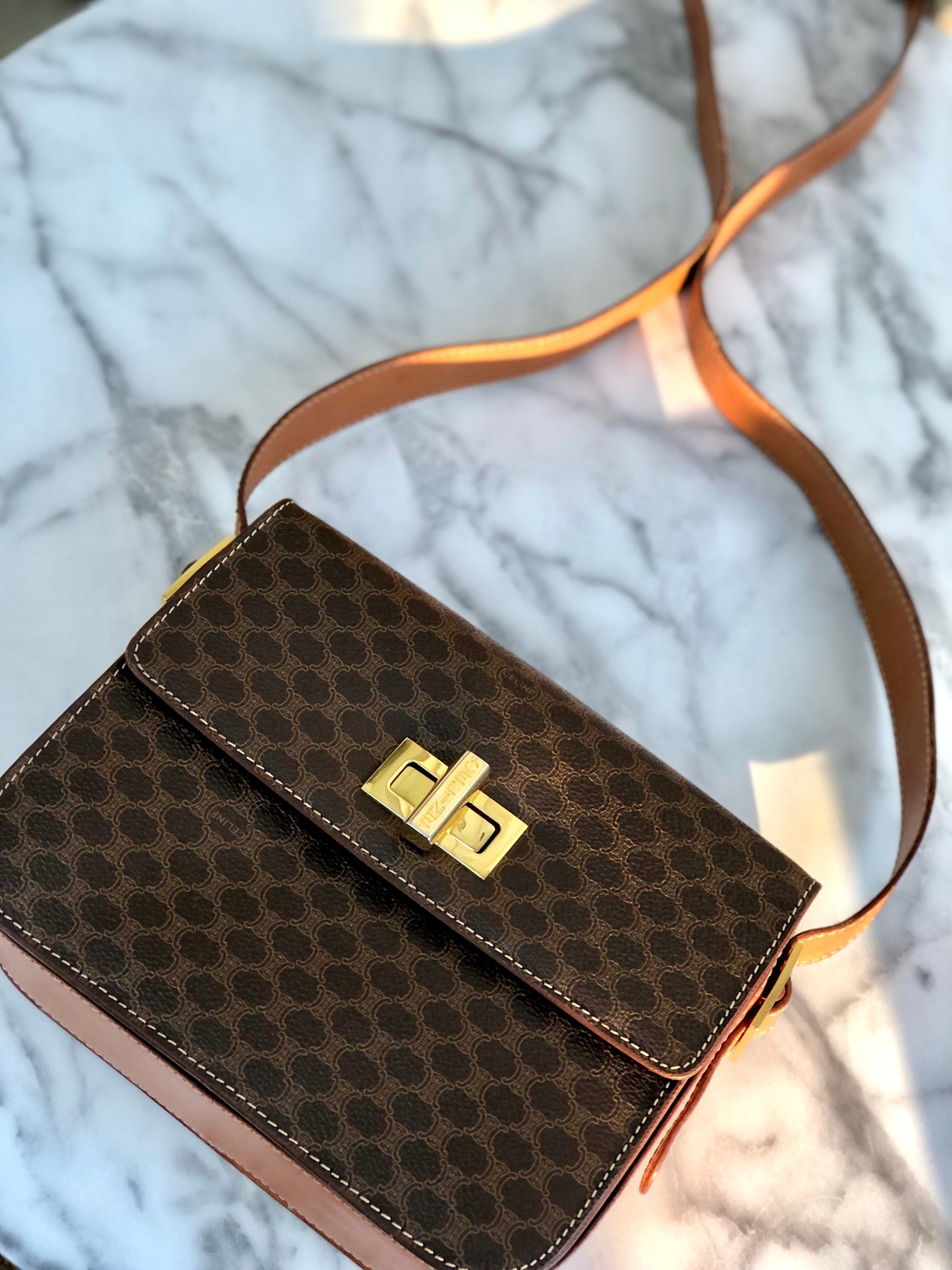 CELINE Macadam Turn lock Crossbody Shoulder bag Brown Old CELINE 3rrk6a