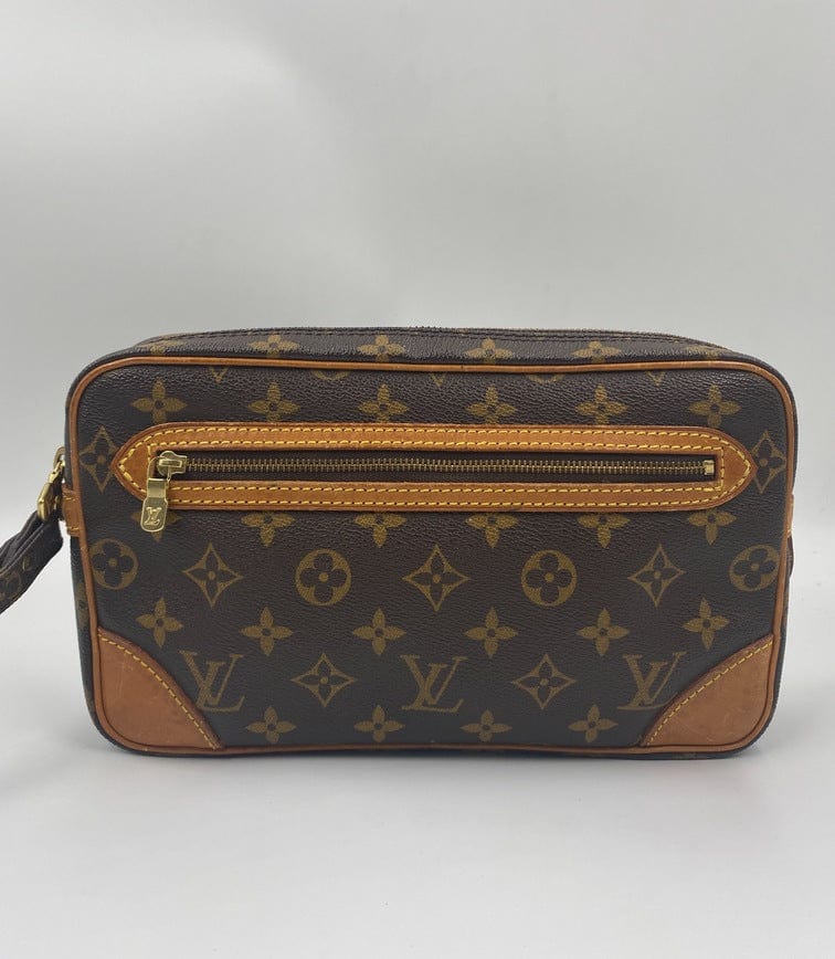 Louis Vuitton Clutch