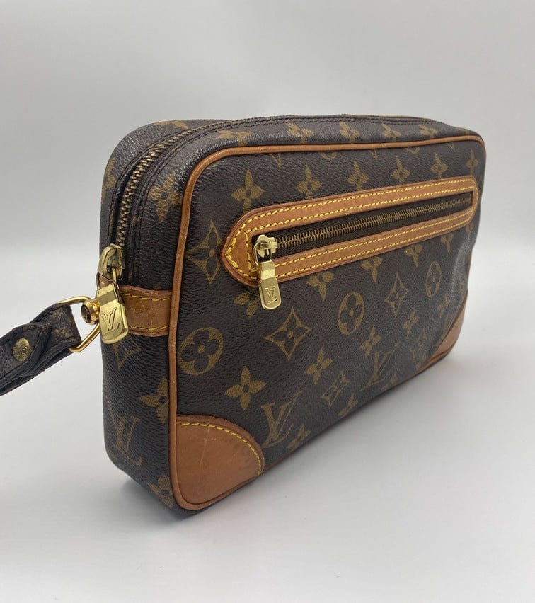 Louis Vuitton Clutch