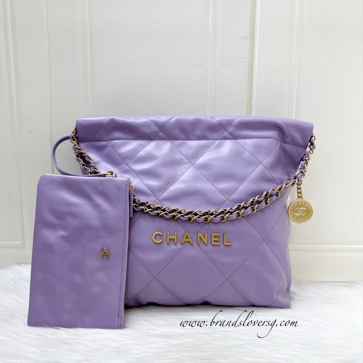 [Local Full Set - Un] Chanel 22 Small Hobo Handbag in 24P Lilac Shiny Calfskin and AGHW (Model: AS3260)