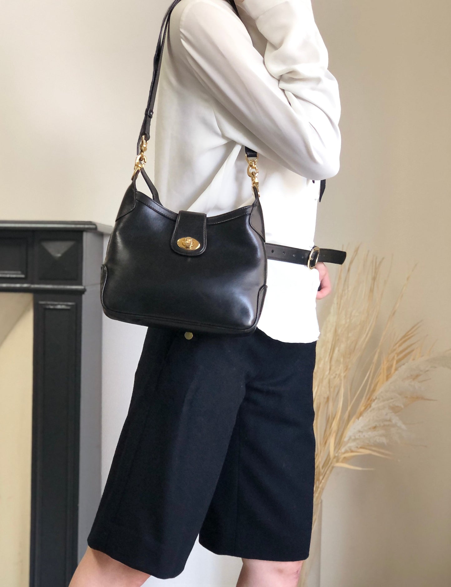 CELINE Turn Lock Shoulder bag Black rpzpkc