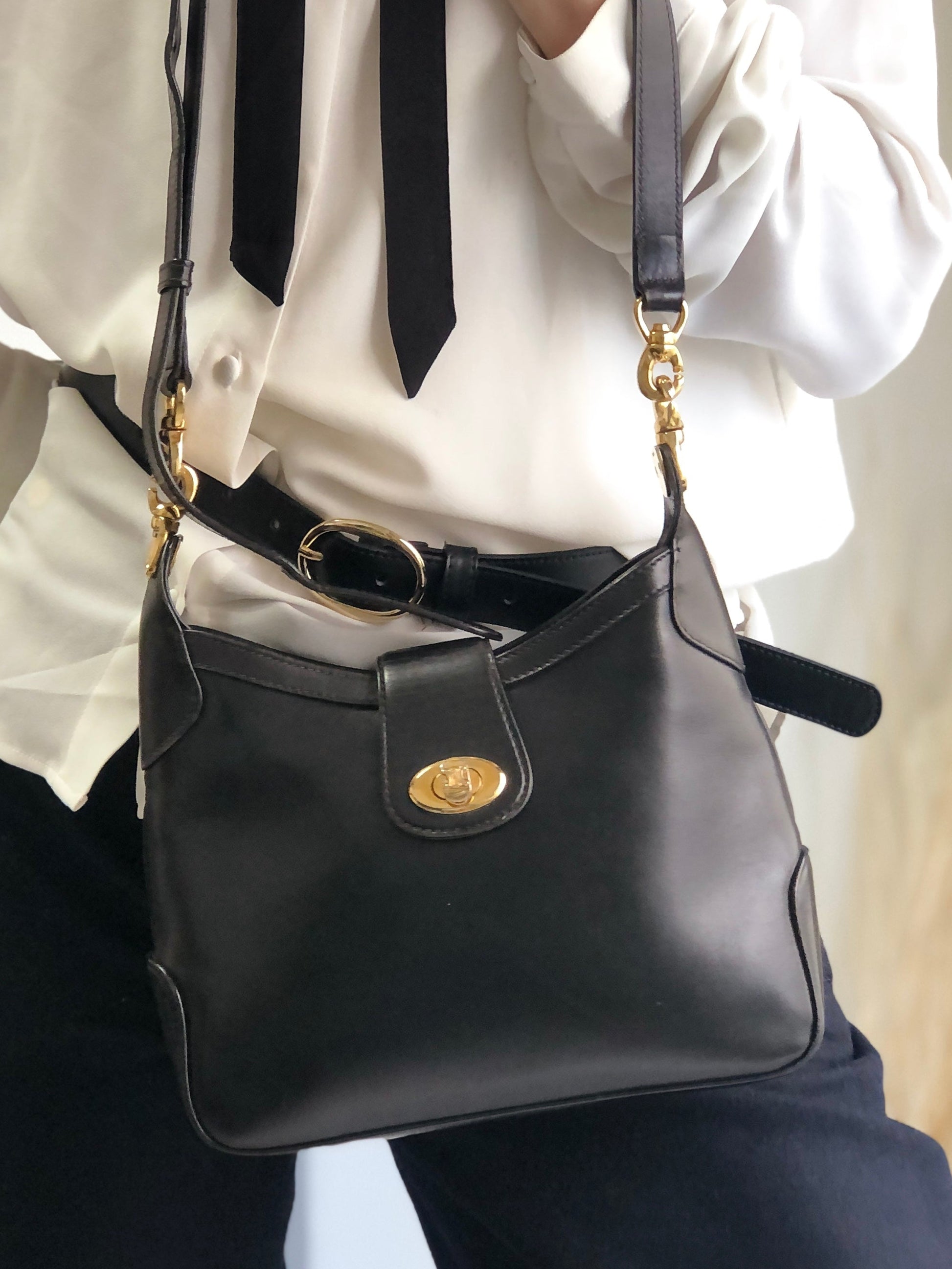 CELINE Turn Lock Shoulder bag Black rpzpkc