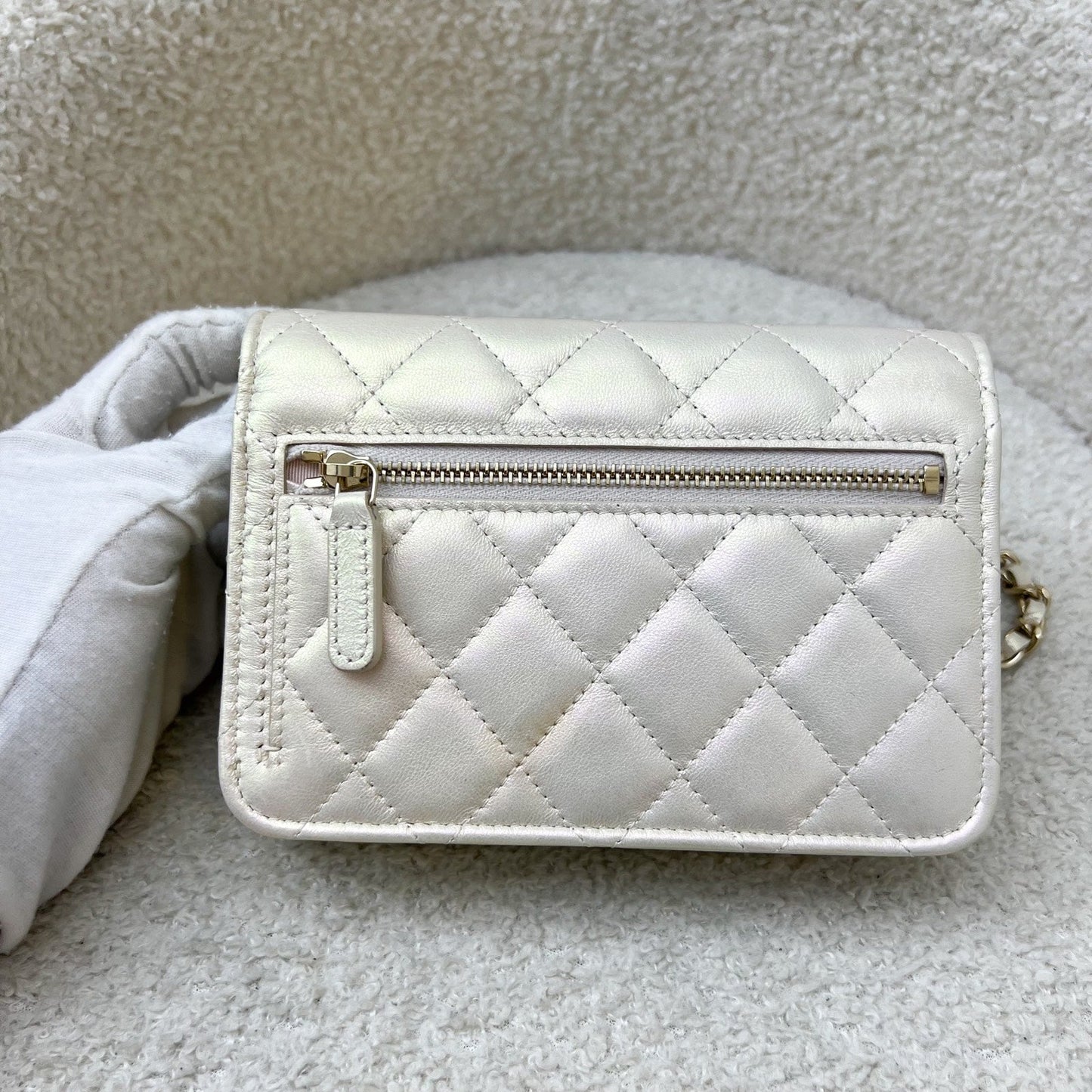 Chanel Mini Wallet On Chain WOC in 20B Iridescent Ivory Lambskin and LGHW (Model: AP1649) Crossbody
