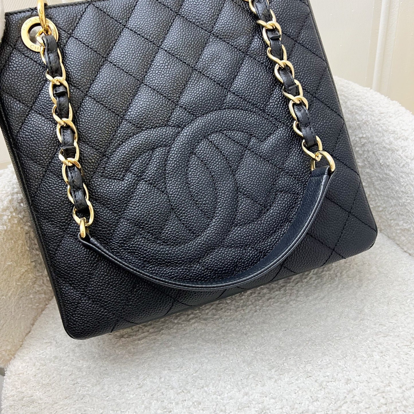 Chanel Petite Shopping Tote PST in Black Caviar and GHW (Model: A50994)