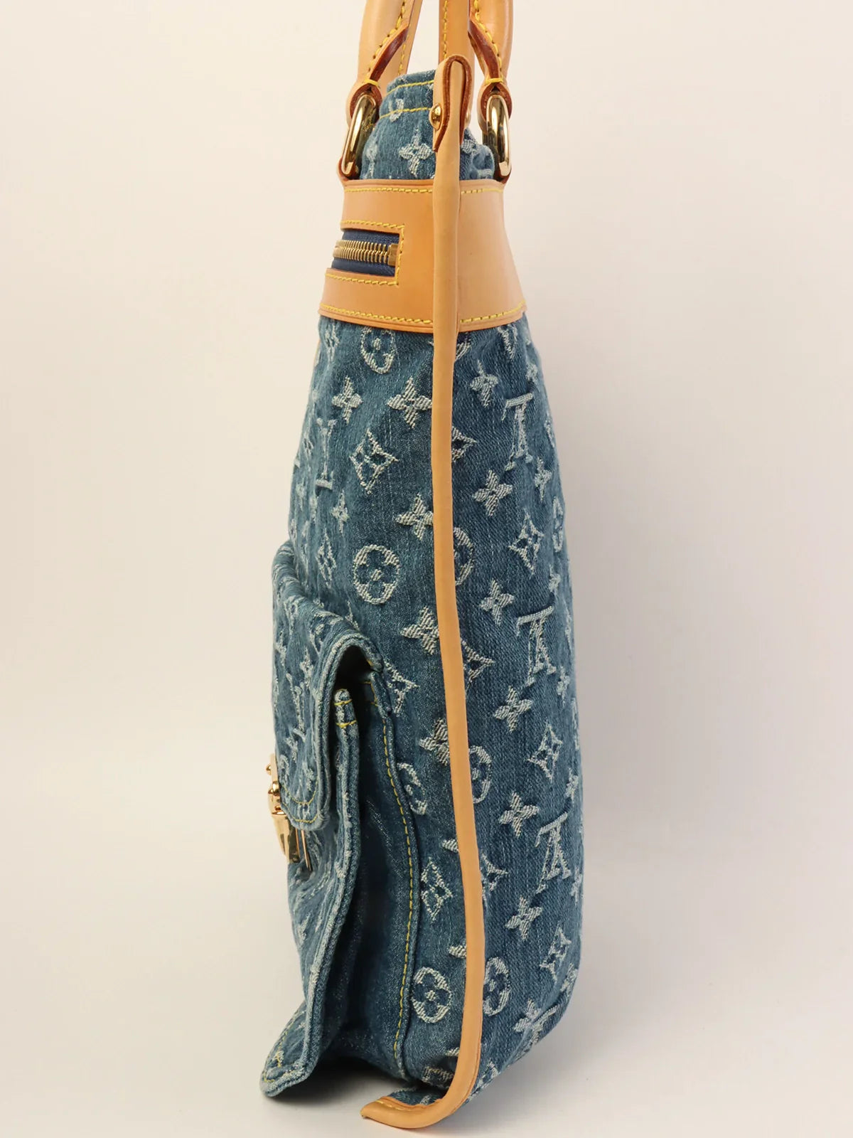 LOUIS VUITTON 2005 Made Monogram Flat Shopper Indigo Blue