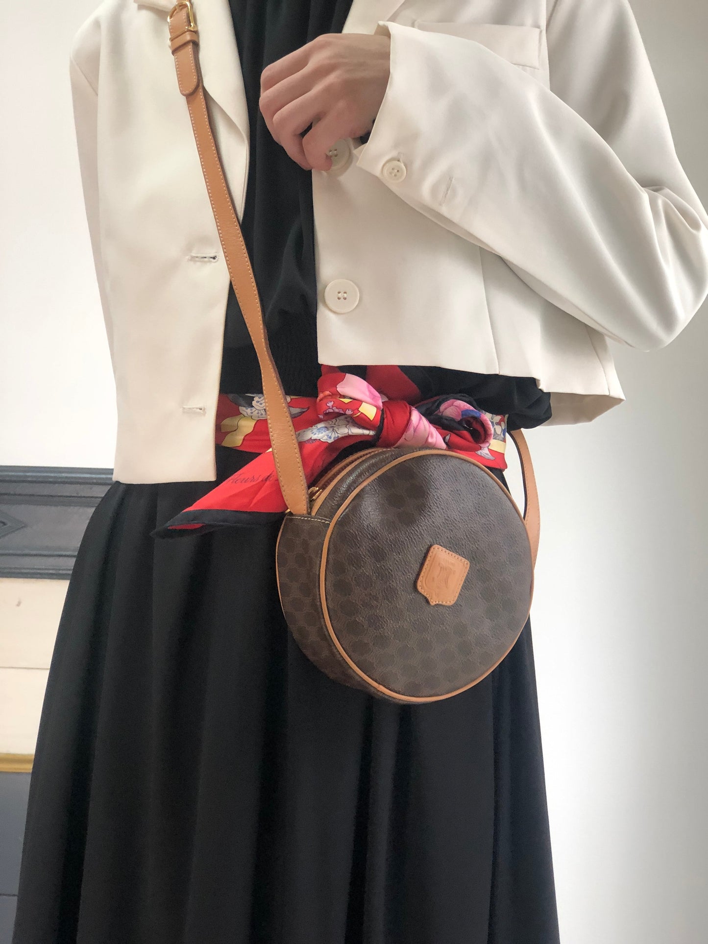 CELINE Round Shoulder bag Brown teecbu