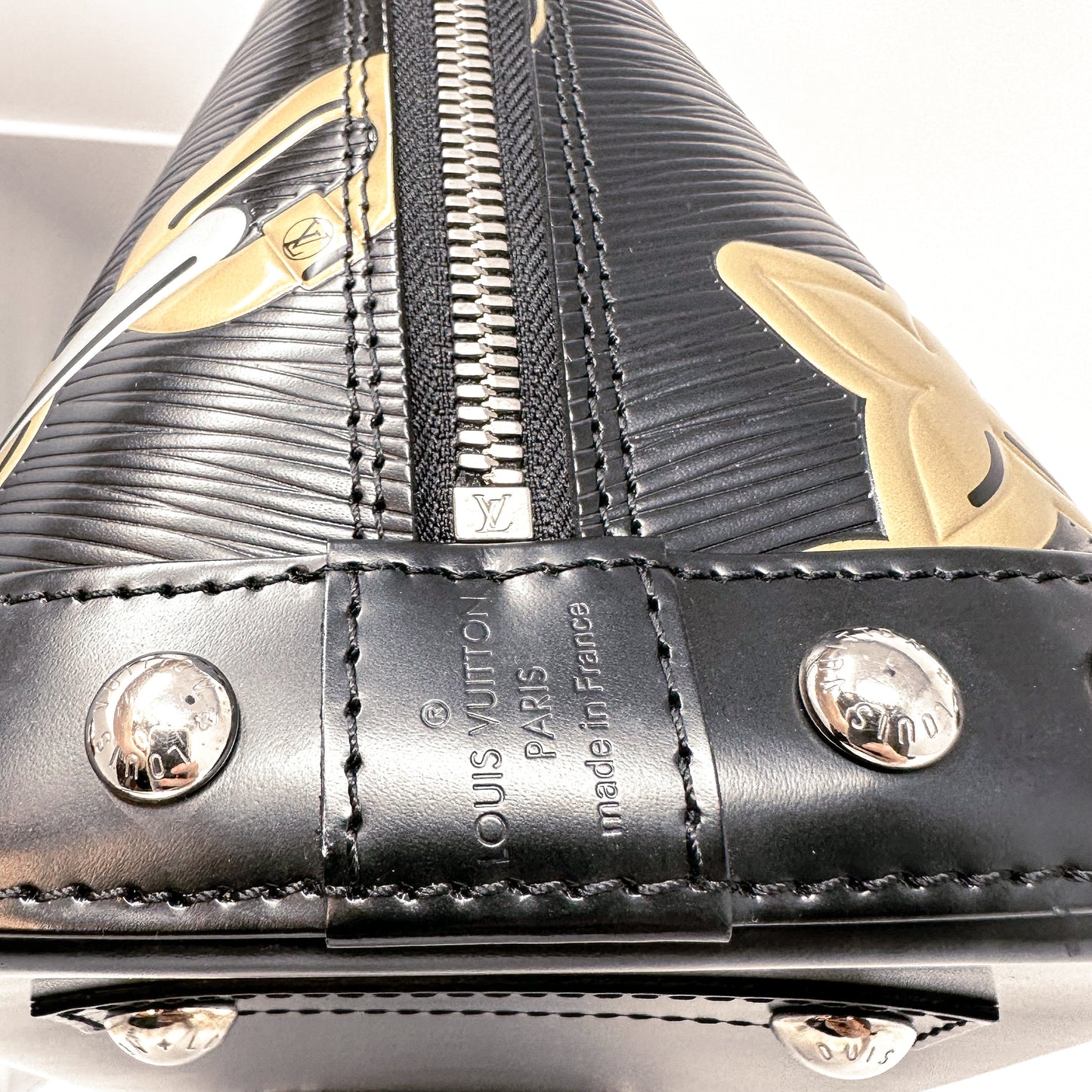 Louis Vuitton Alma Epi Leather PM - LIMITED EDITION Handbag