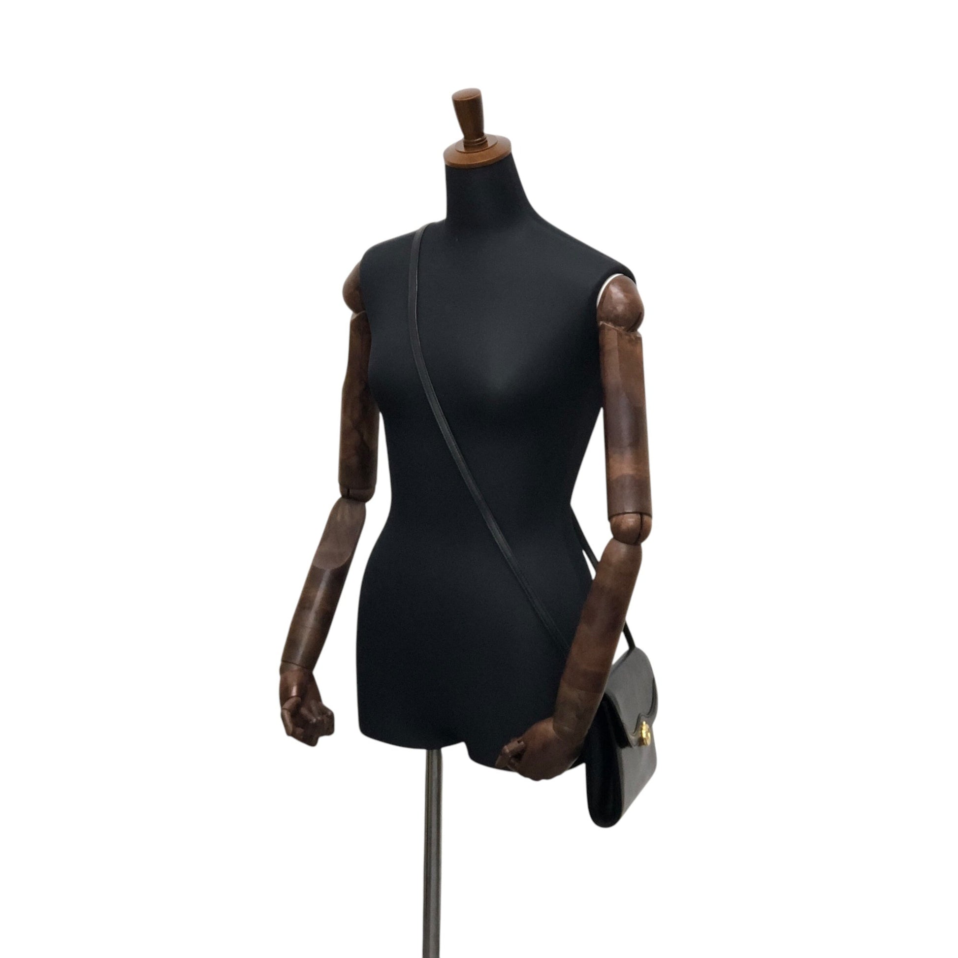 CELINE Shoulder bag Black zfryrd