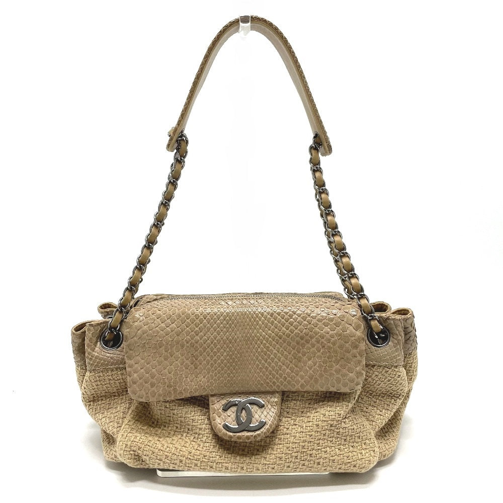 Chanel Shoulder Bag - Almora Bags