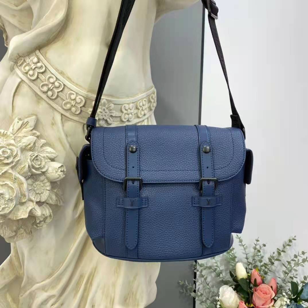 Louis Vuitton LV Unisex Christopher Messenger Navy Blue Taurillon Cowhide Leather Handbag