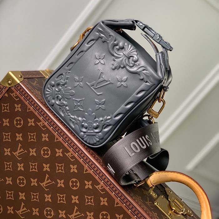 Louis Vuitton LV Unisex Cruiser Messenger Dark Shadow Gray Calf Leather Handbag