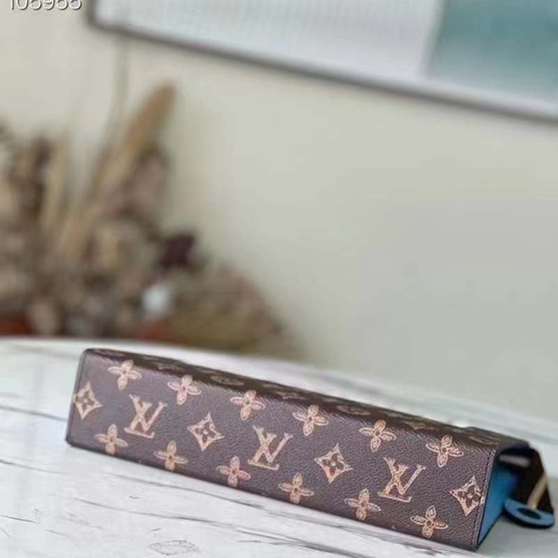 Louis Vuitton LV Unisex Pochette Voyage Monogram Coated Canvas Cowhide Leather Clutch