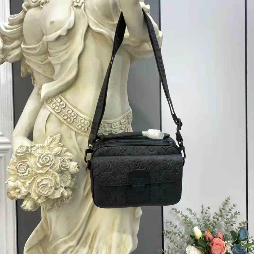 Louis Vuitton LV Unisex S Lock Messenger Black Monogram Embossed Taurillon Cowhide Leather Handbag