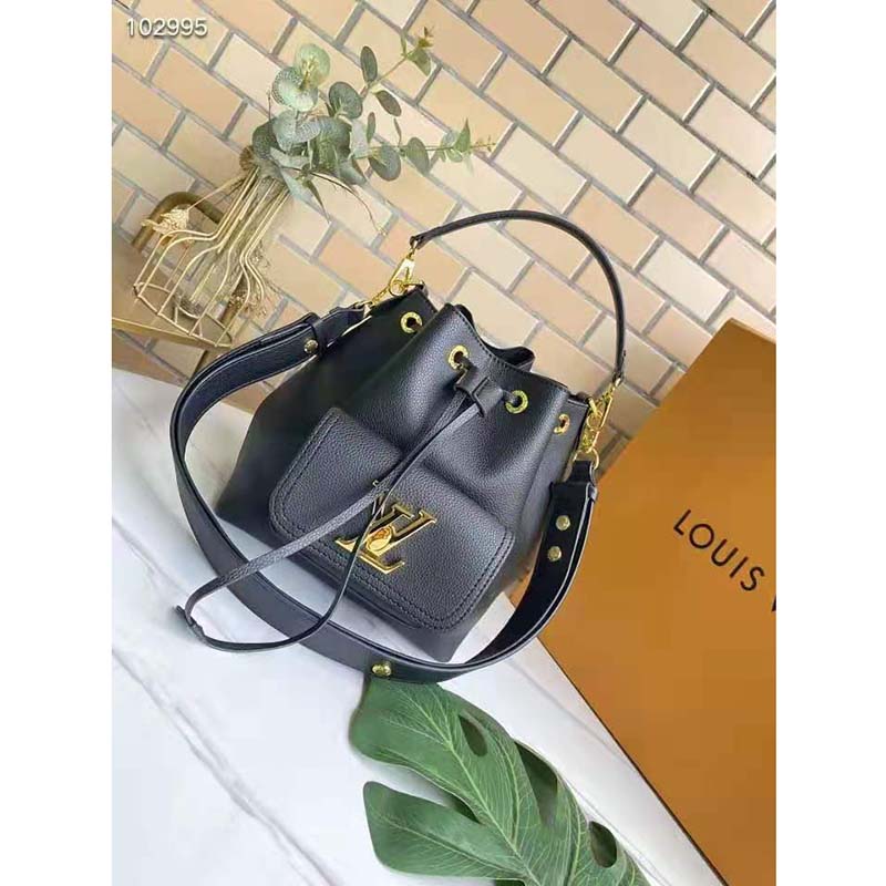 Louis Vuitton Unisex Lockme Bucket Bag Black Grained Calf Leather