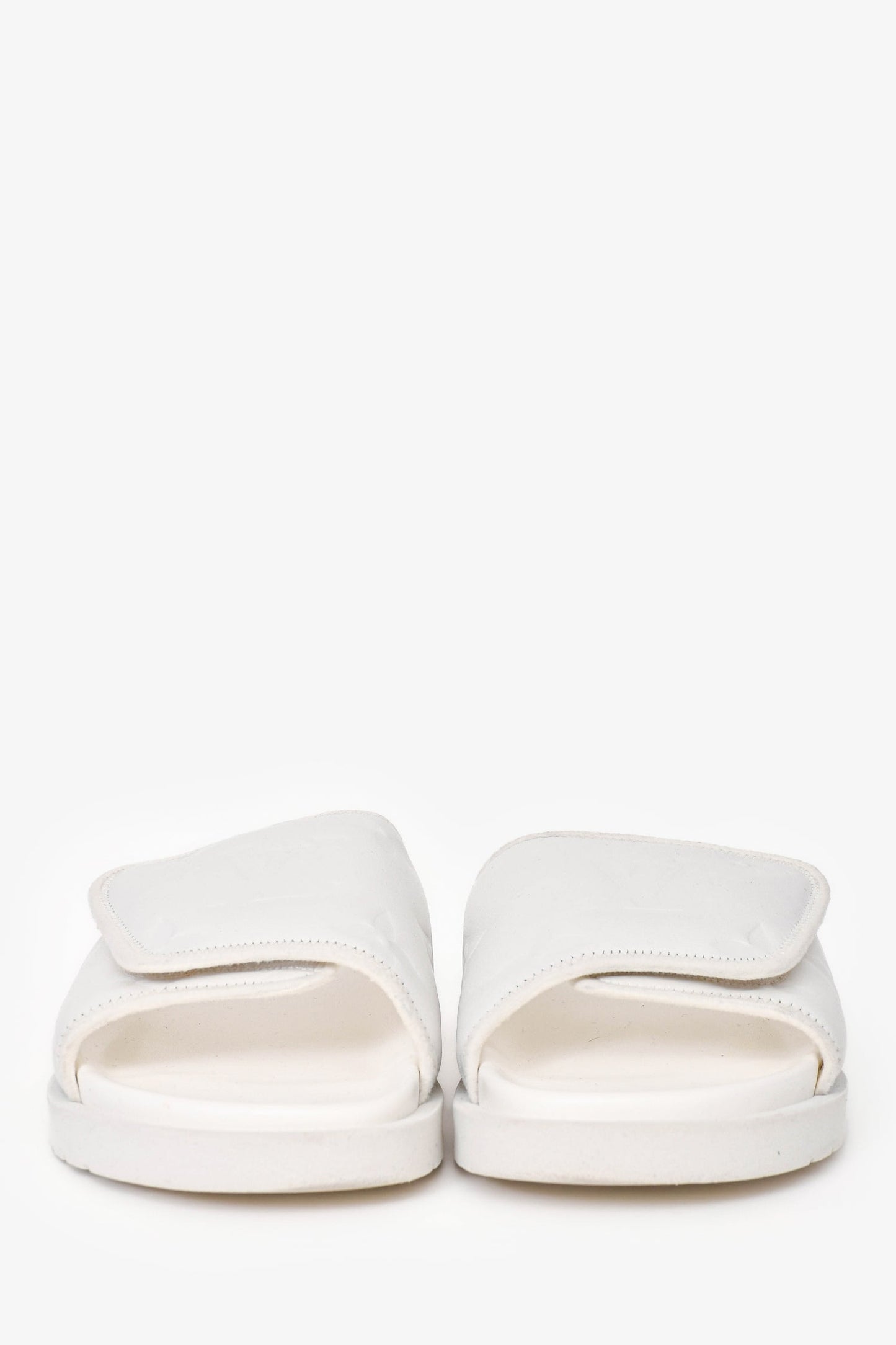 Louis Vuitton White Rubber/Leather Miami Slides Size 7 Mens