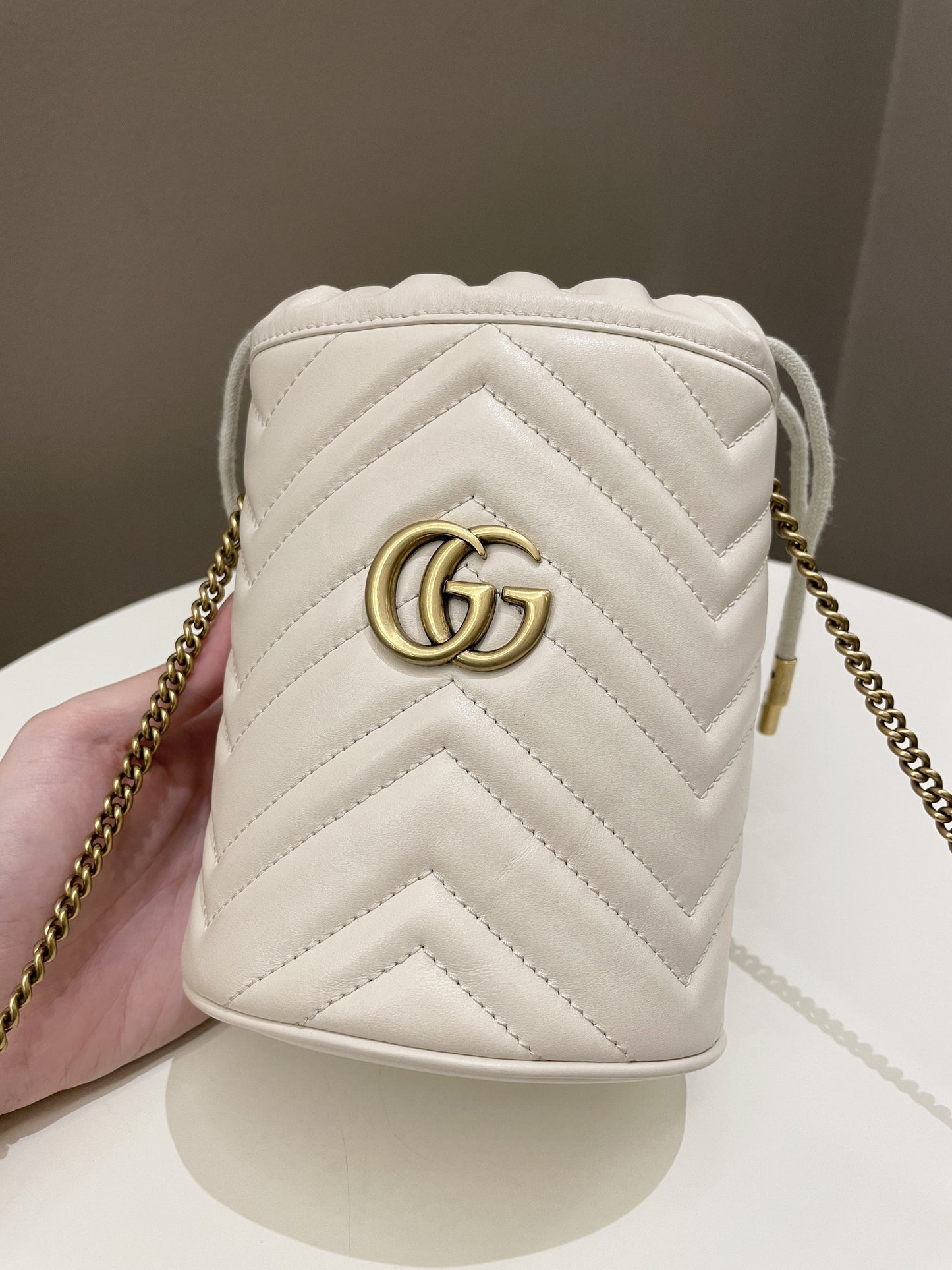 Gucci Chain Handbag Style 2