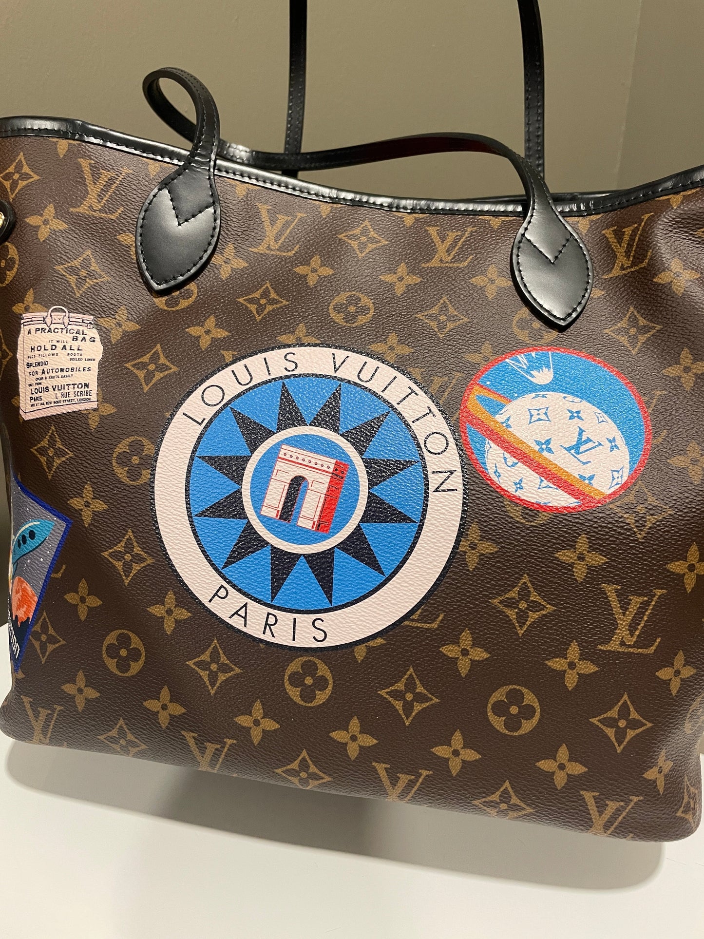 Louis Vuitton Monogram Neverfull MM World Tour Monogram Tote