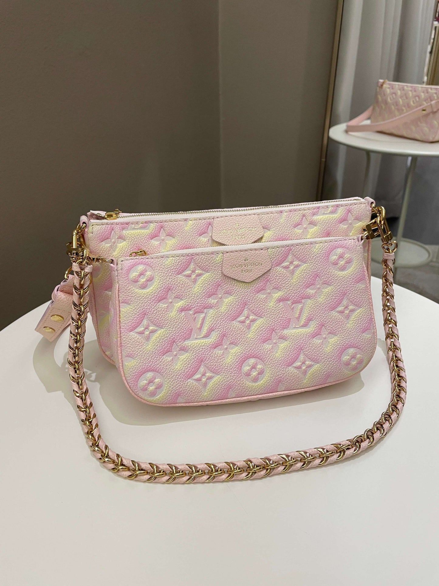 Louis Vuitton Multi Pochette Accesorries Stardust Pink Clutch