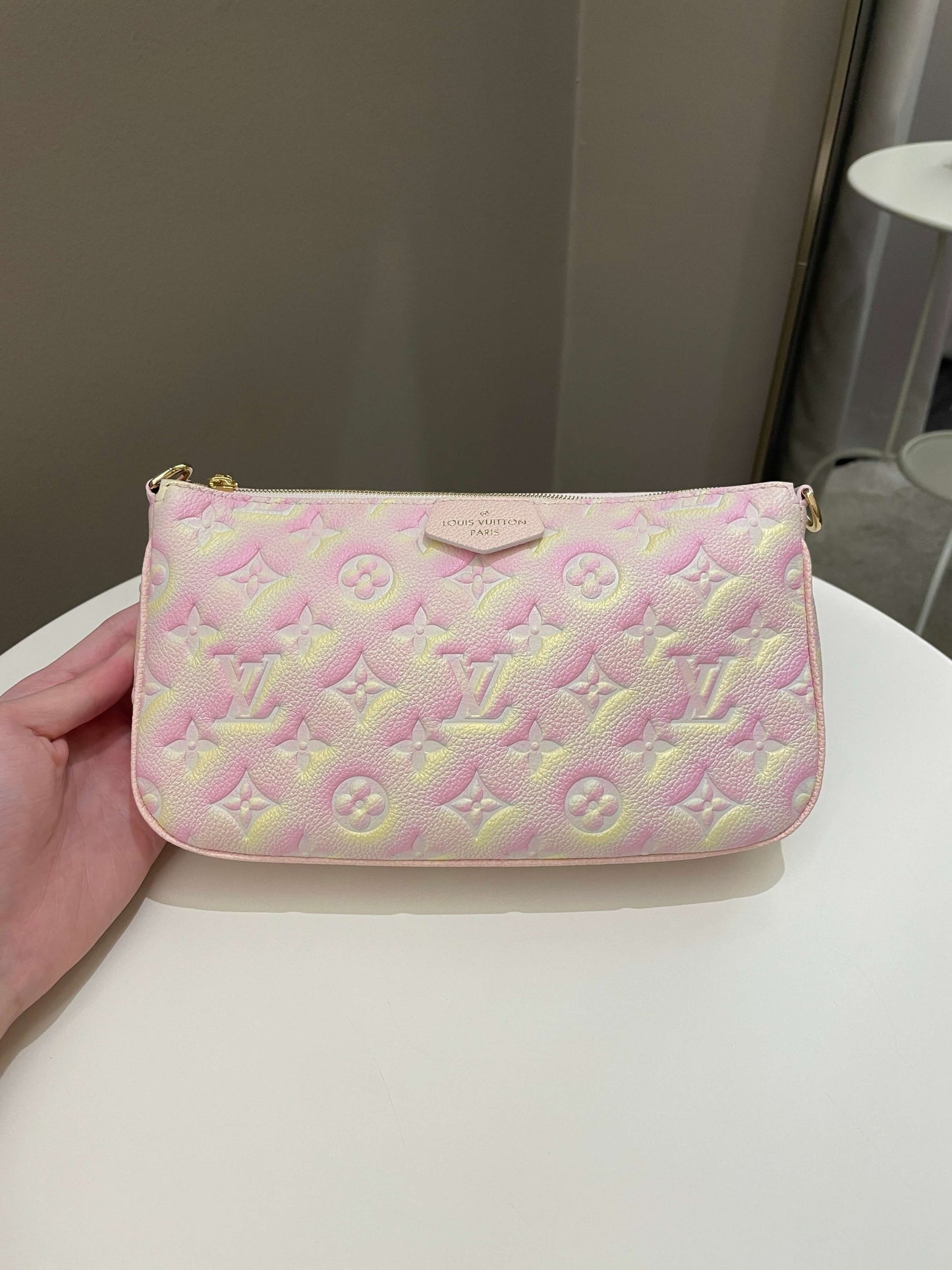 Louis Vuitton Multi Pochette Accesorries Stardust Pink Clutch