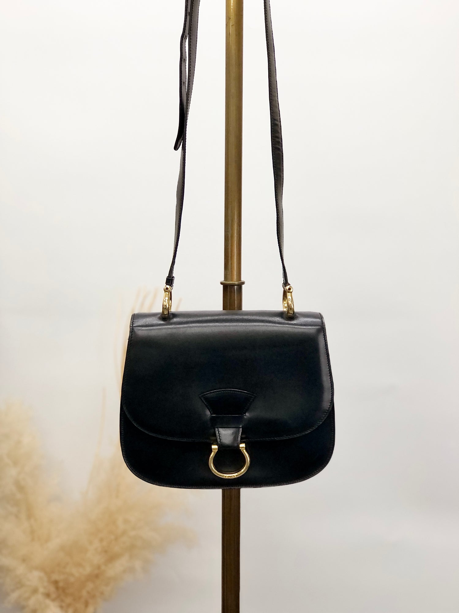 CELINE Horse Bit Shoulder bag Black zfwpa8