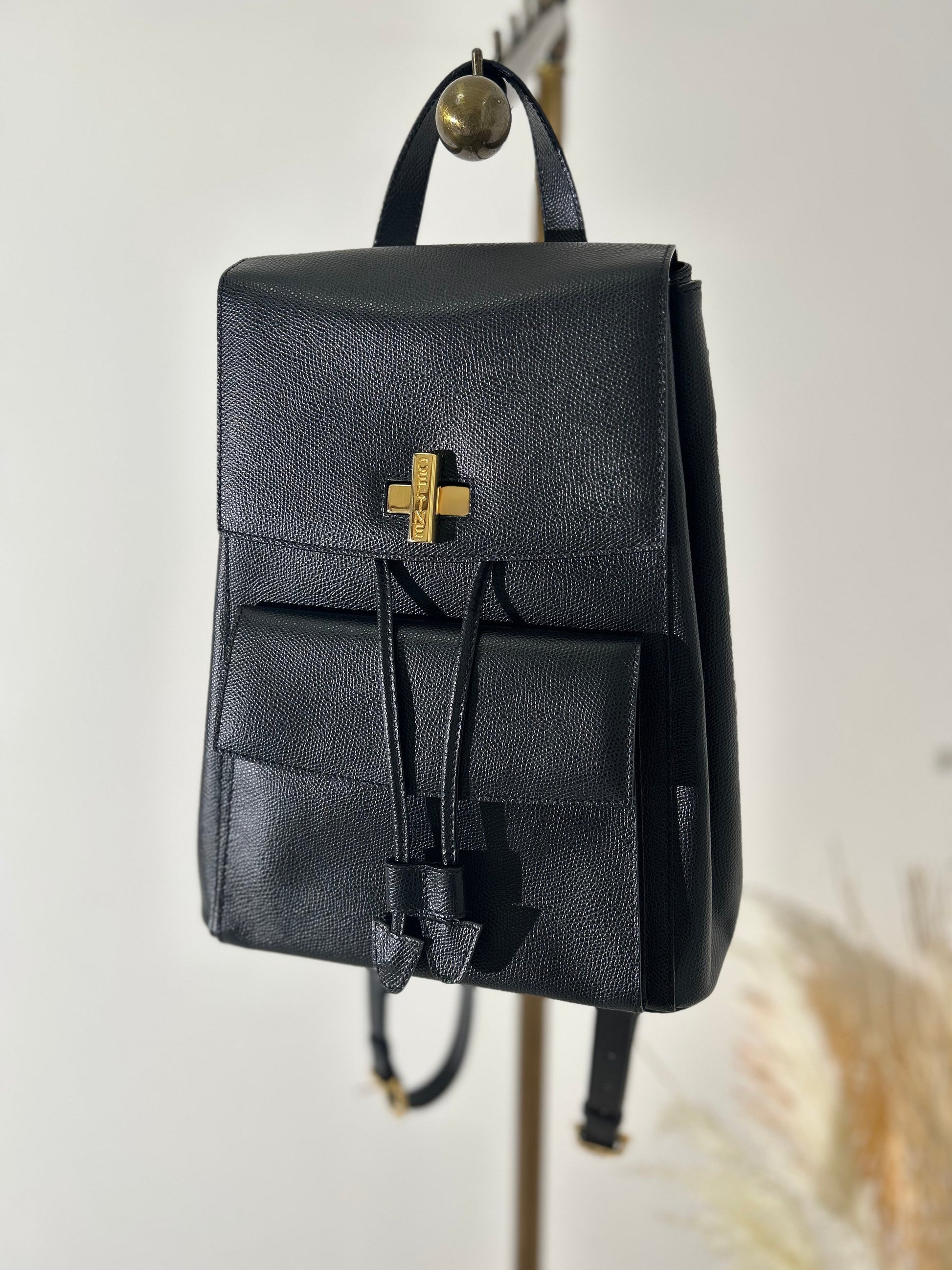 CELINE Turn Lock Leather Backpack Black y4kmst