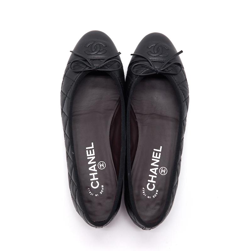 Chanel Black Quilted Suede CC Cap Toe Ballet Flats Handbag