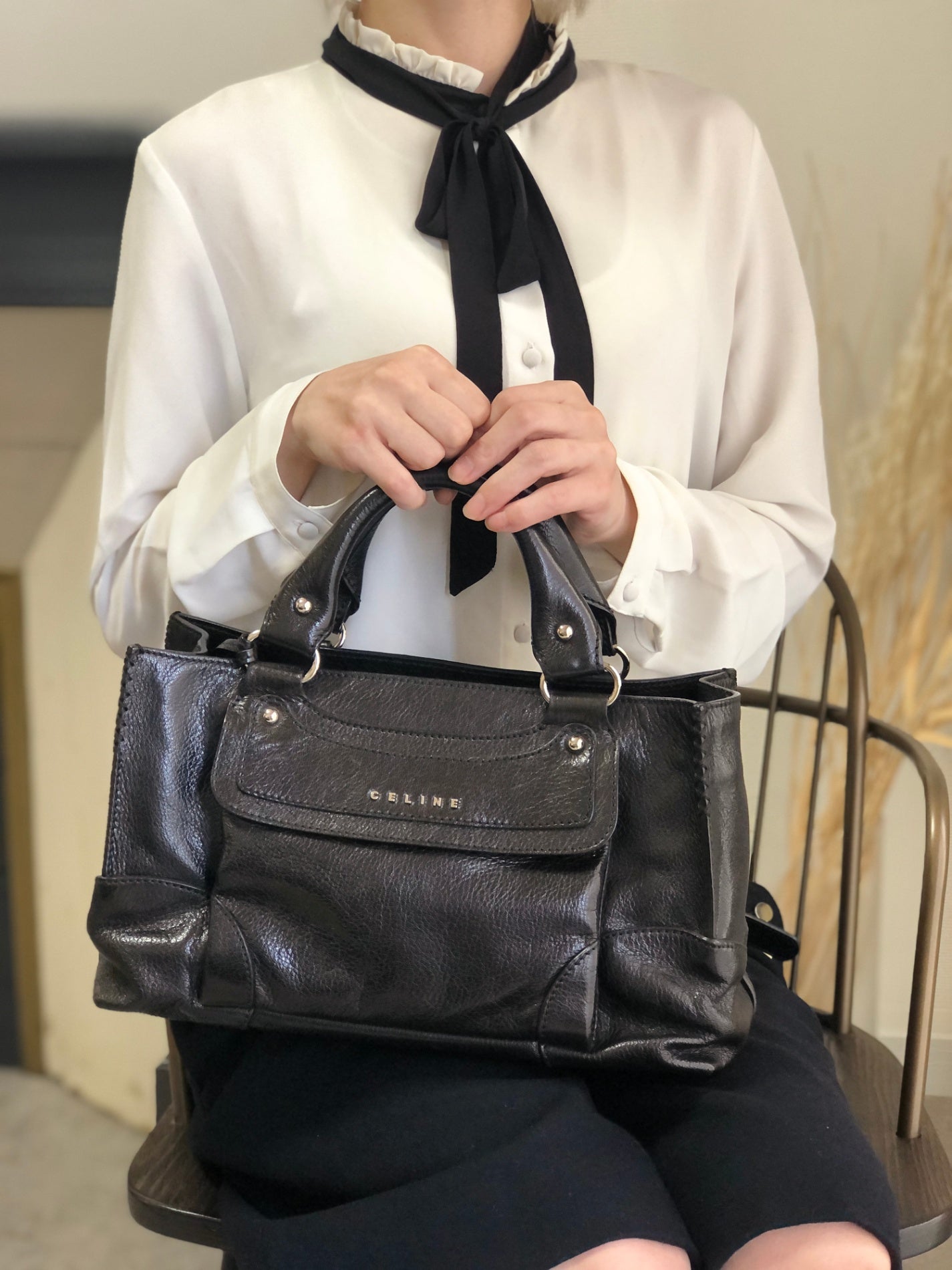 CELINE Horse Carriage Handbag Black