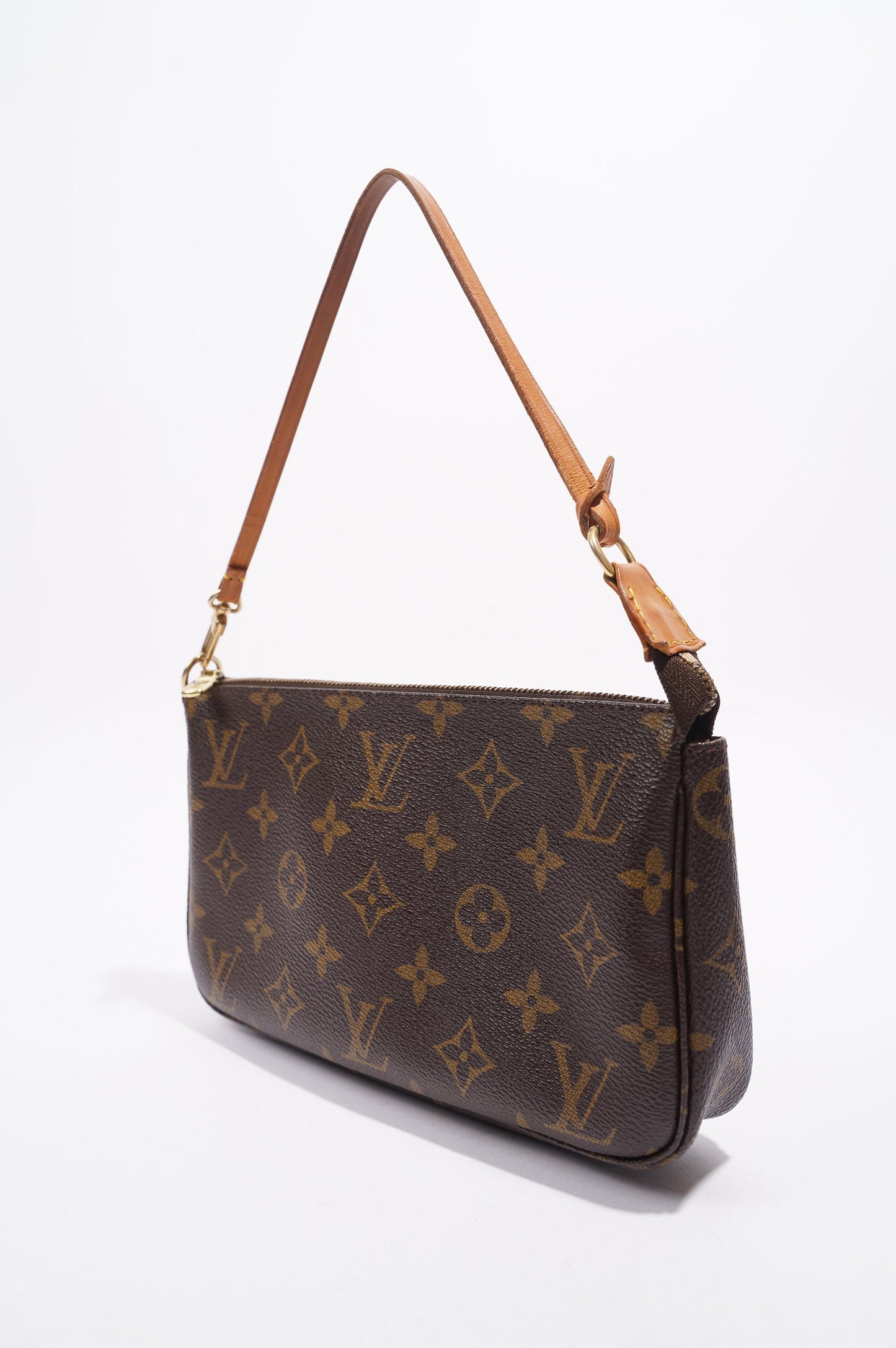 Louis Vuitton Pochette Accessoire Monogram Clutch