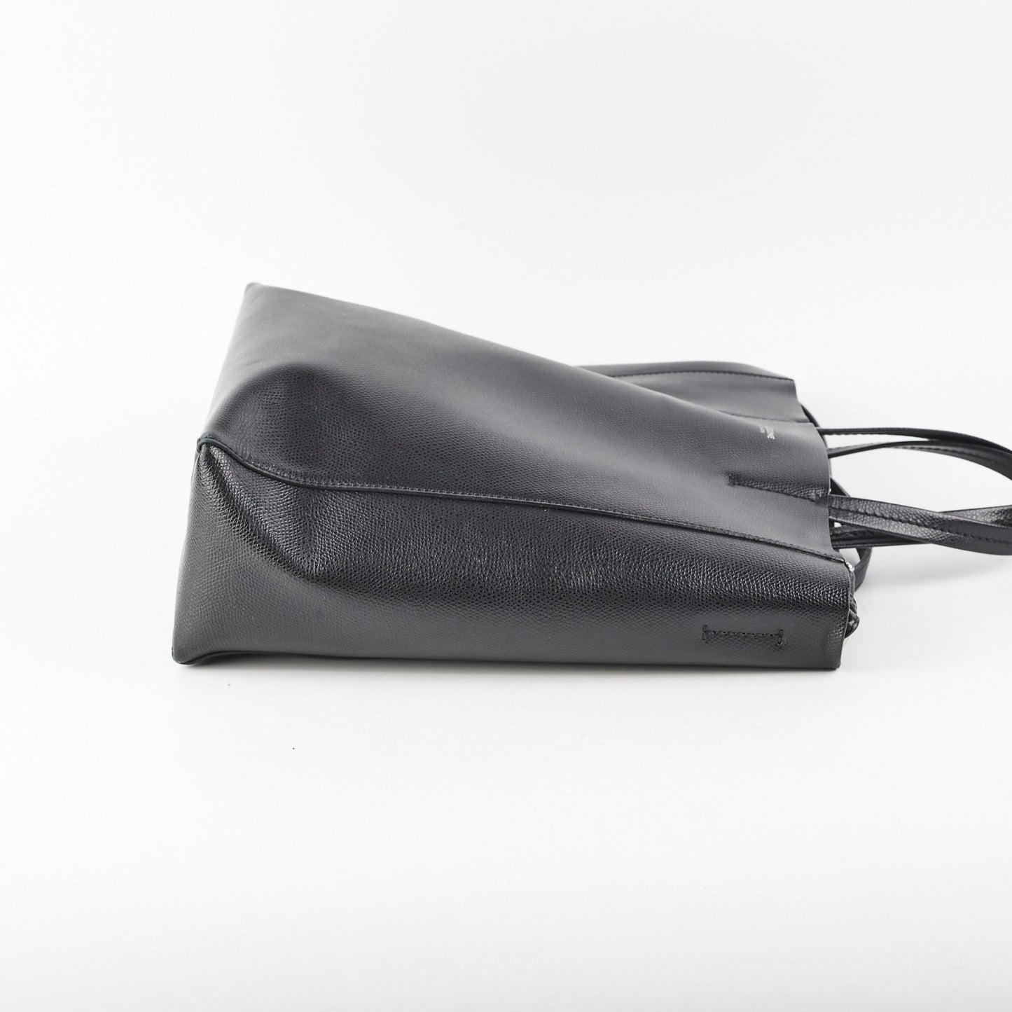 Luxury CELINE Leather Tote Black