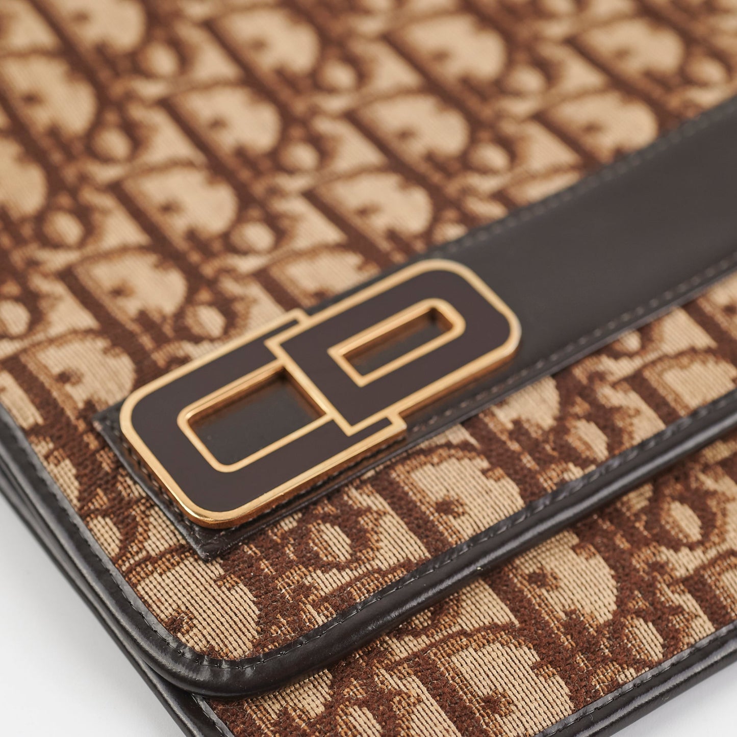 Christian Dior   Brown Pouch