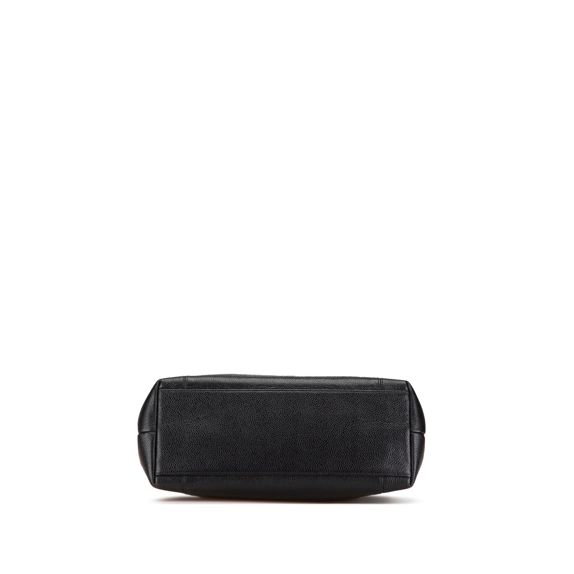 Chanel Shoulder Bag - Almora Bags