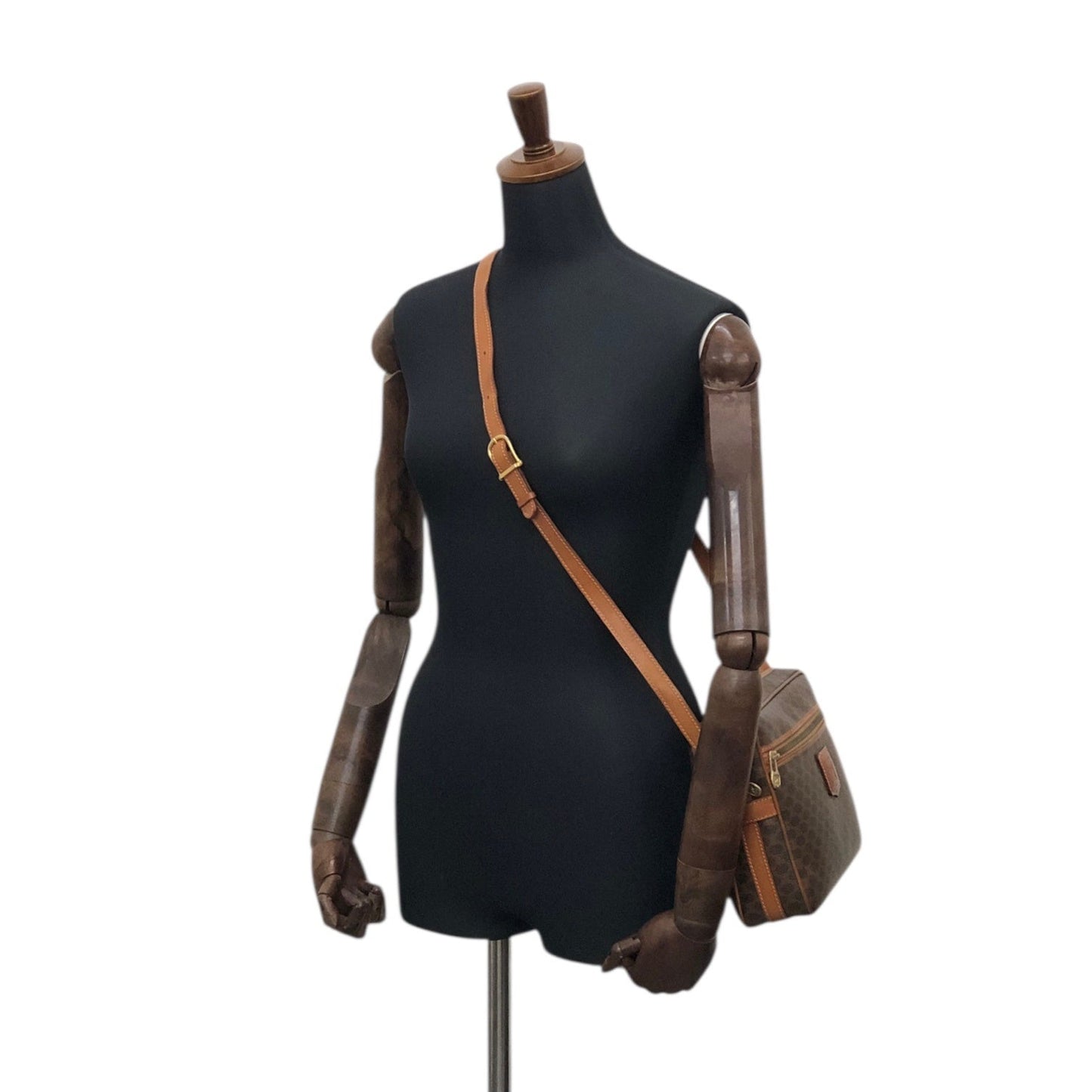 CELINE Shoulder bag Brown jbdzhb