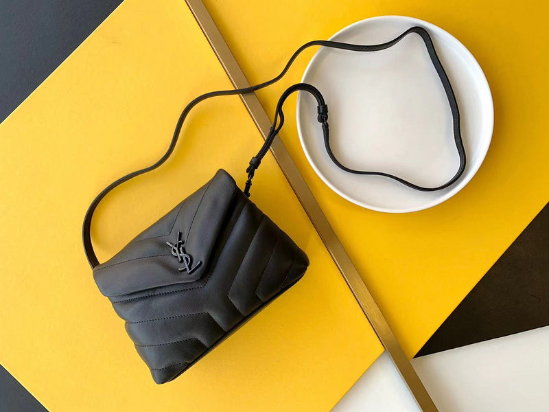Yves Saint Laurent - Bags 