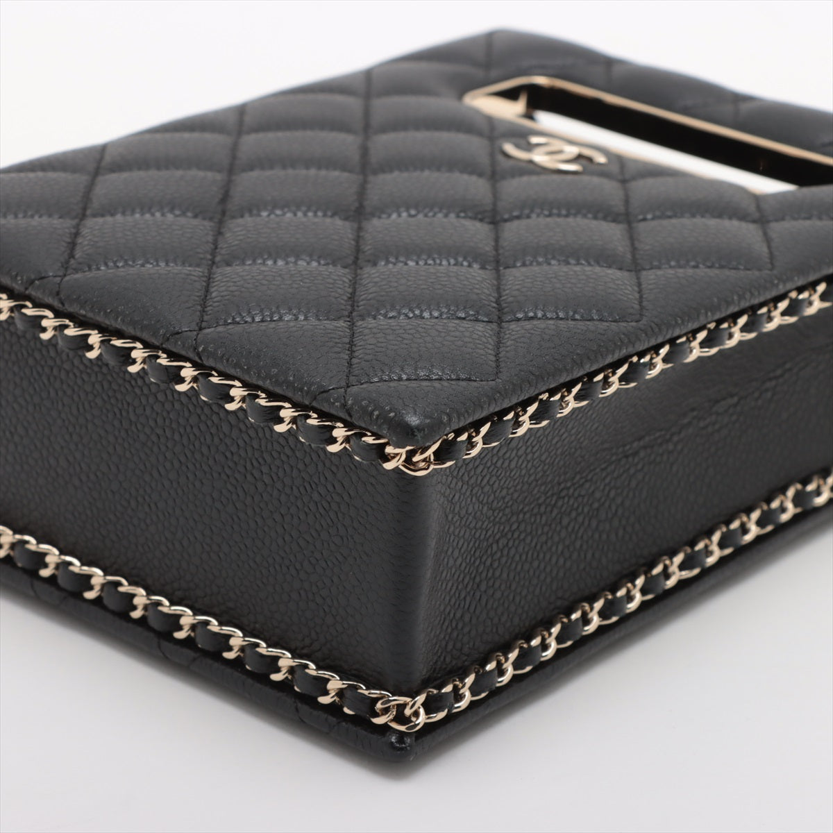 Chanel Shoulder Bag - Almora Bags