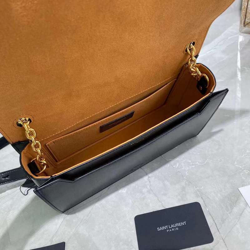 Yves Saint Laurent - Bags 