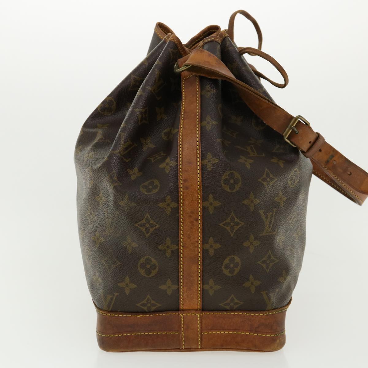 Louis Vuitton Monogram Noe Shoulder Bag LV am3551
