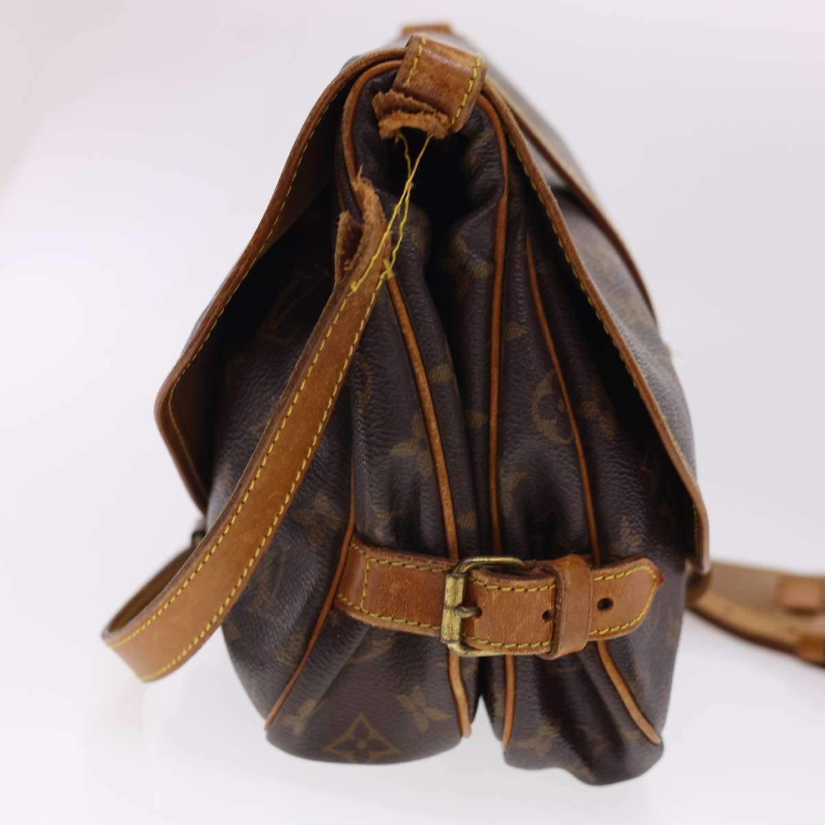 LOUIS VUITTON Monogram Saumur 30 Shoulder Bag M42256 LV ar9252