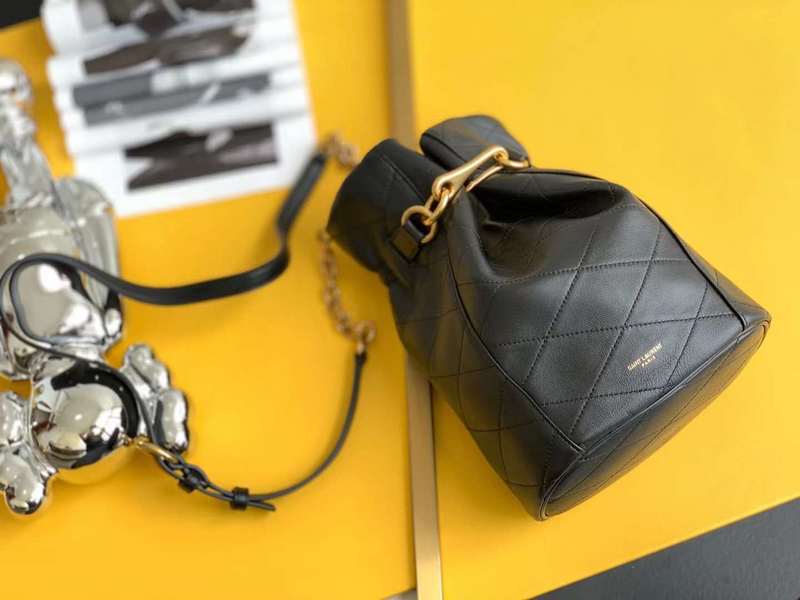 Yves Saint Laurent - Bags 