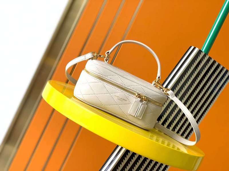 Yves Saint Laurent - Bags 