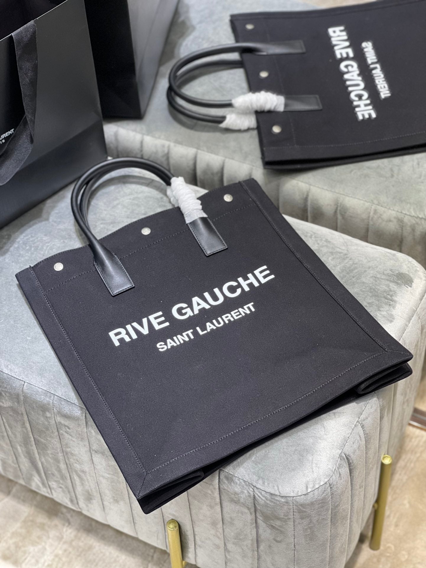 Yves Saint Laurent Rive Gauche /South Tote Bag