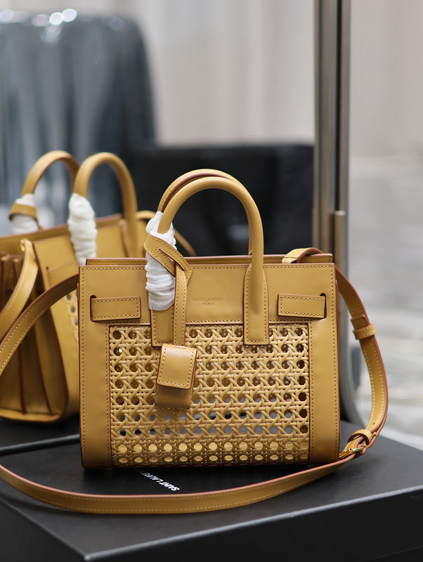 Yves Saint Laurent - Bags