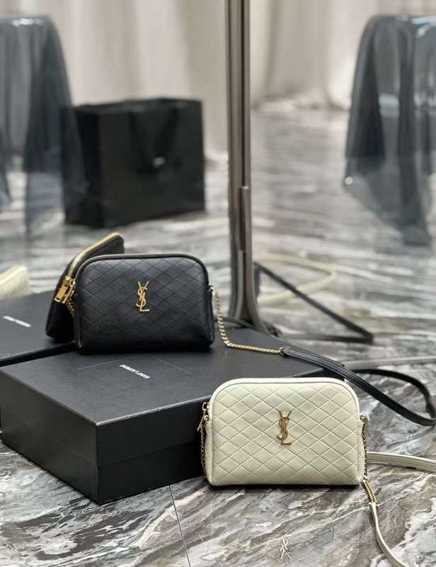 Yves Saint Laurent - Bags 