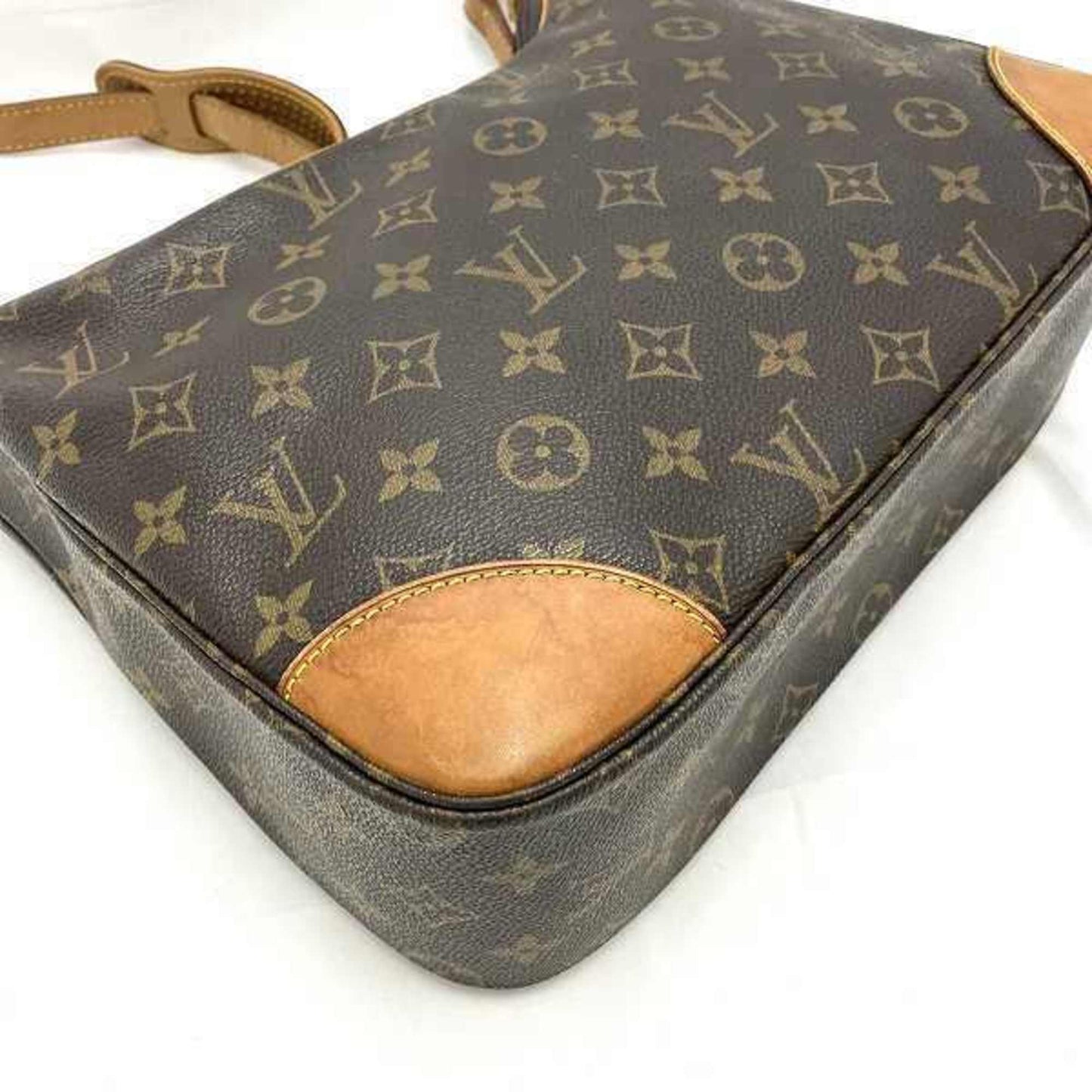 Louis Vuitton Shoulder Bag