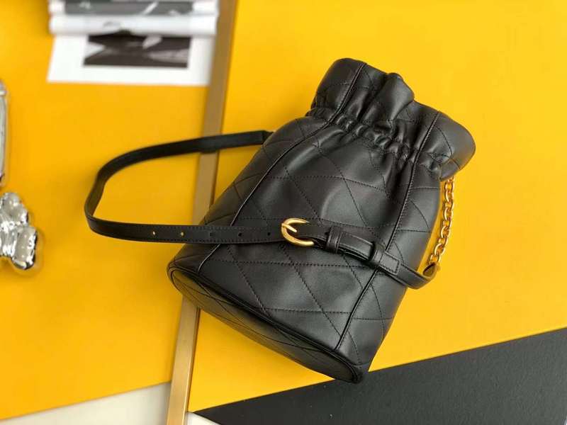 Yves Saint Laurent - Bags 