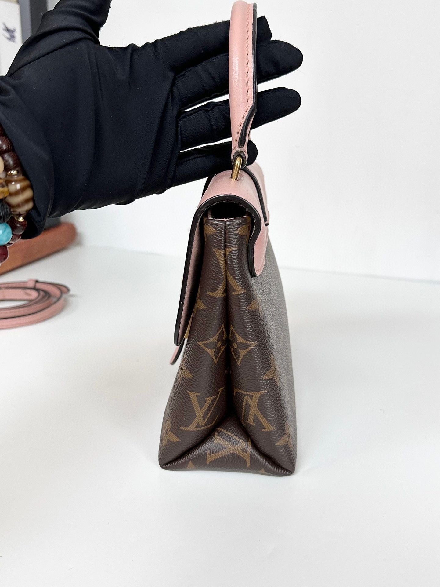 LOUIS VUITTON Monogram Locky BB Rose Poudre #1AAE