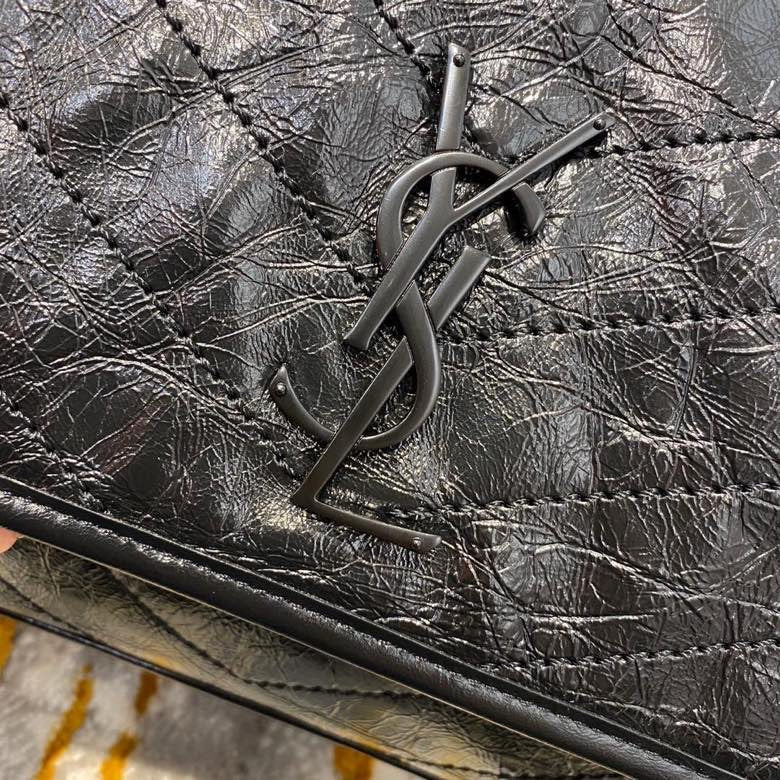 Yves Saint Laurent - Bags 