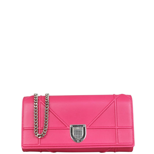 Dior Diorama Wallet on Chain
