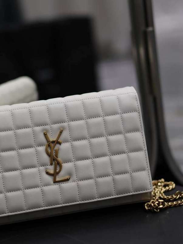 Yves Saint Laurent - Bags 