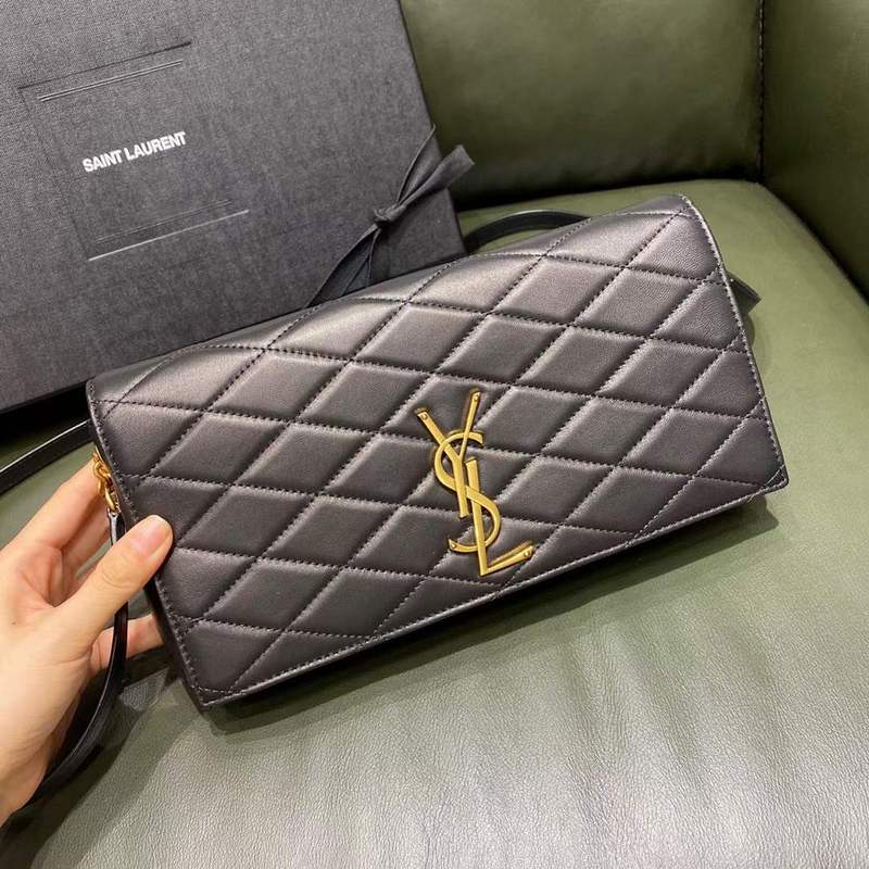 Yves Saint Laurent - Bags 