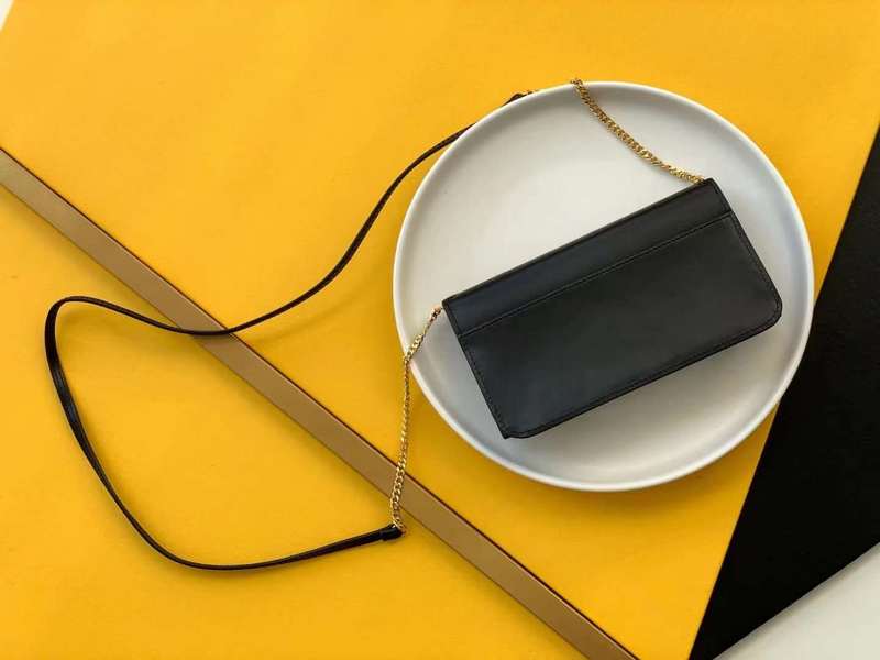 Yves Saint Laurent - Bags 